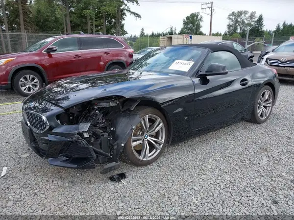 WBAHF3C57KWW45753 2019 BMW Z4 - Image 2