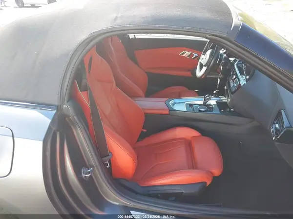WBAHF3C5XKWW39803 2019 BMW Z4 - Image 8