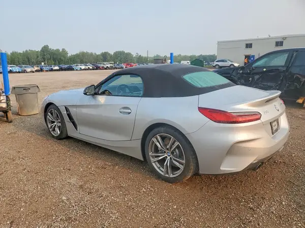 WBAHF3C5XKWW52664 2019 BMW Z4 - Image 2