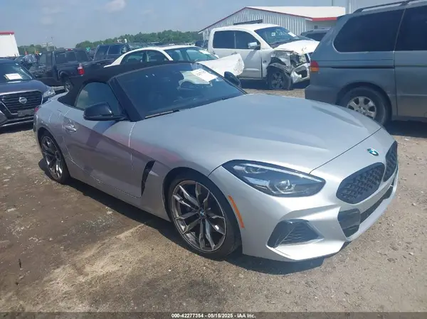 WBAHF9C00MWX17614 2021 BMW Z4 - Image 1