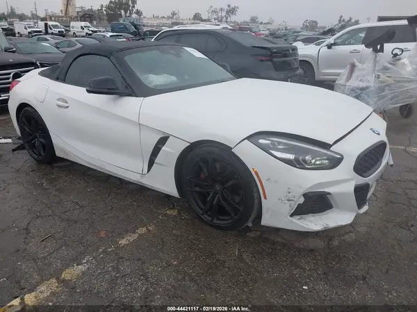 WBAHF9C03NWX82586 2022 BMW Z4