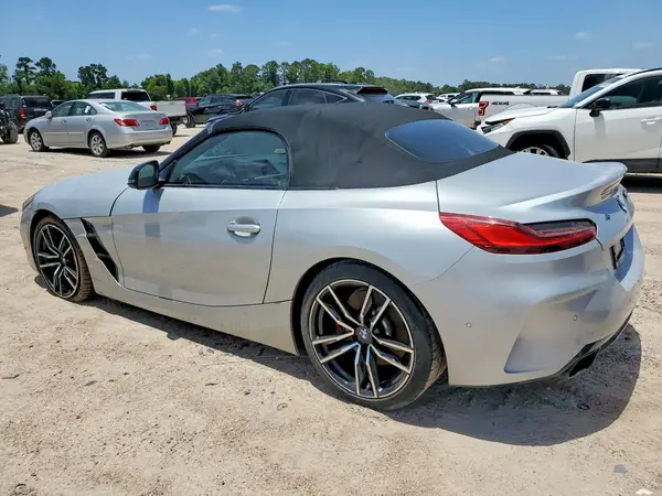 WBAHF9C06MWX22560 2021 BMW Z4 - Image 2