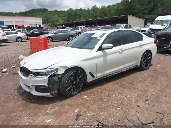 WBAJA5C30HG895039 2017 BMW 5ER - Image 2