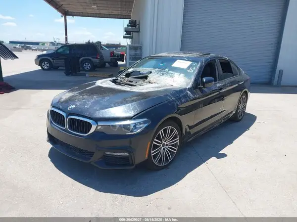 WBAJA5C31HG456450 2017 BMW 5ER - Image 2