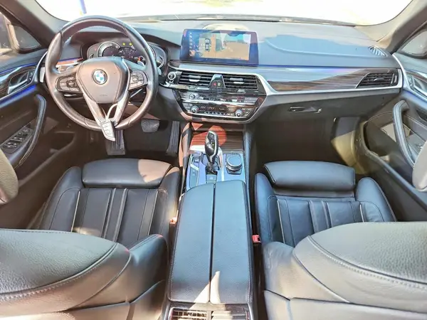 WBAJA5C31HG893784 2017 BMW 5ER - Image 8