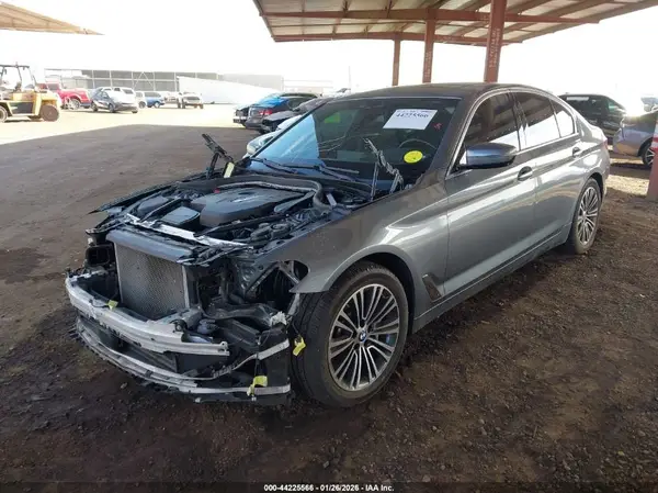 WBAJA5C32HG893745 2017 BMW 5ER - Image 2