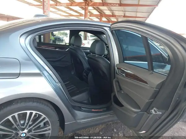 WBAJA5C32HG893745 2017 BMW 5ER - Image 8