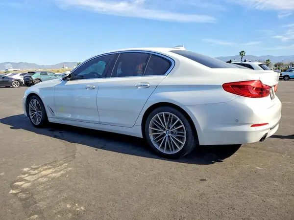 WBAJA5C32HG897083 2017 BMW 5ER - Image 2