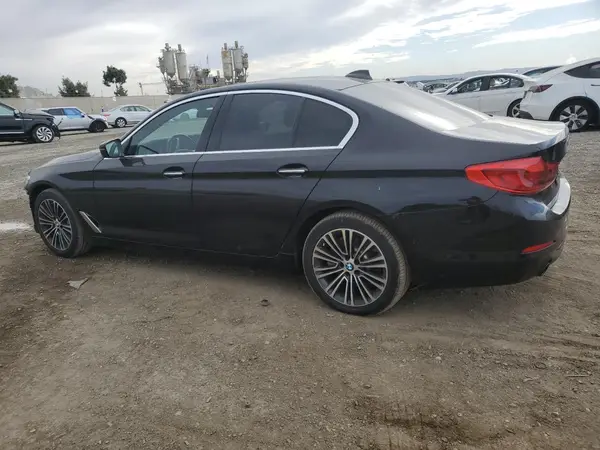 WBAJA5C33HG456076 2017 BMW 5ER - Image 2