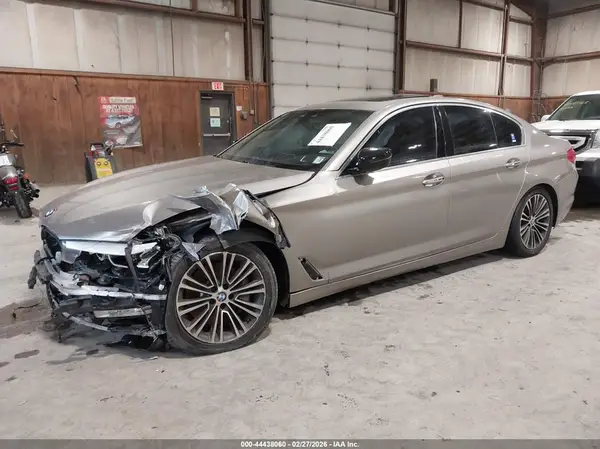 WBAJA5C33HG894886 2017 BMW 5ER - Image 2