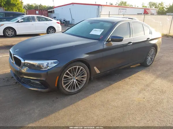 WBAJA5C34HG897795 2017 BMW 5ER - Image 2