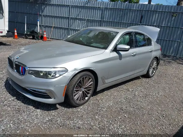 WBAJA5C35HG895537 2017 BMW 5ER - Image 2