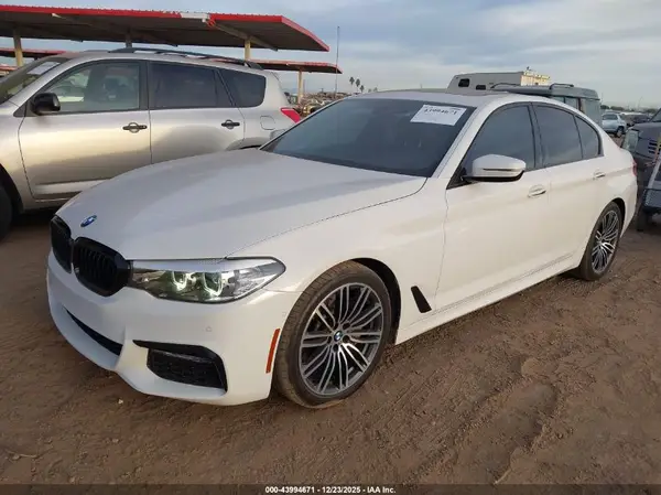 WBAJA5C35HG896915 2017 BMW 5ER - Image 2