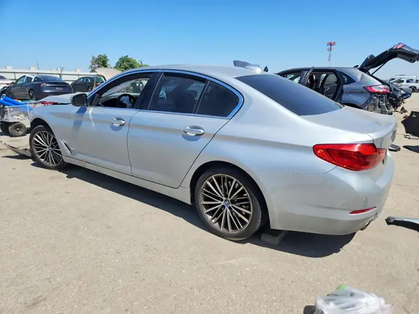 WBAJA5C35HG897742 2017 BMW 5ER - Image 2
