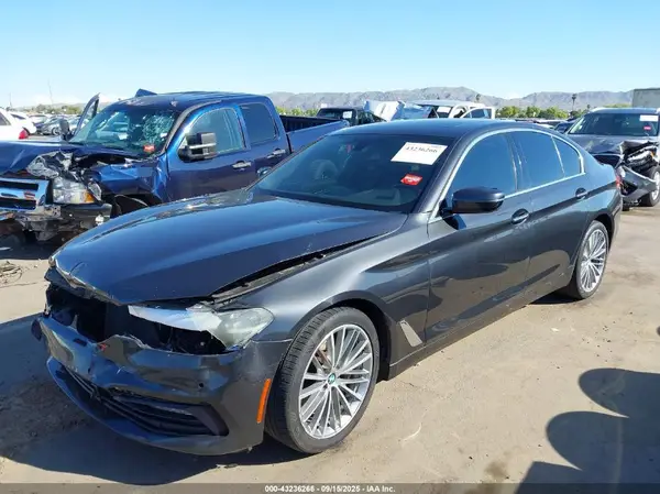 WBAJA5C36HG894672 2017 BMW 5ER - Image 2