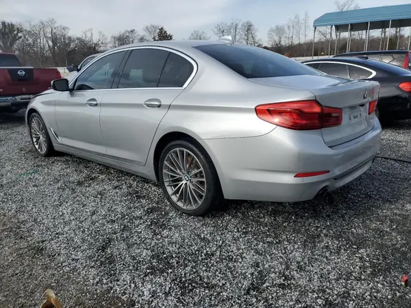 WBAJA5C36HG895742 2017 BMW 5ER - Image 2