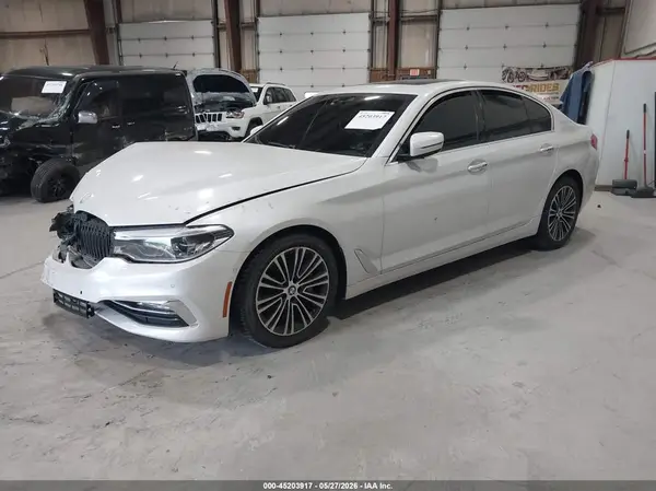 WBAJA5C37HG456257 2017 BMW 5ER - Image 2