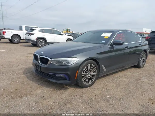 WBAJA5C37HG456372 2017 BMW 5ER - Image 2