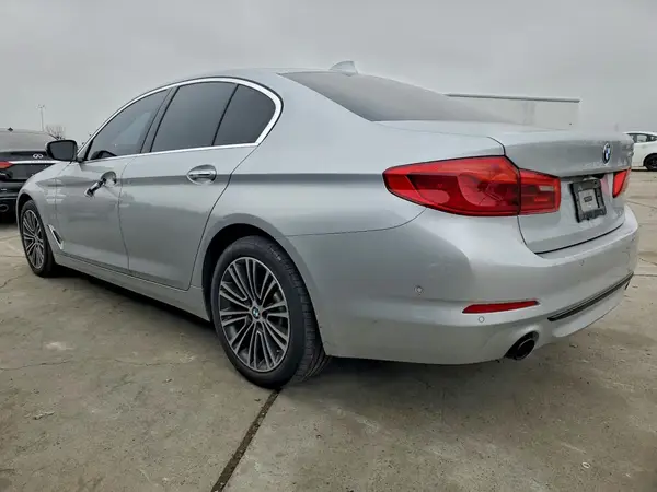 WBAJA5C37HG893871 2017 BMW 5ER - Image 2