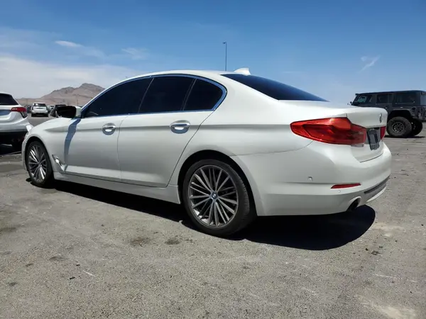 WBAJA5C37HG894549 2017 BMW 5ER - Image 2