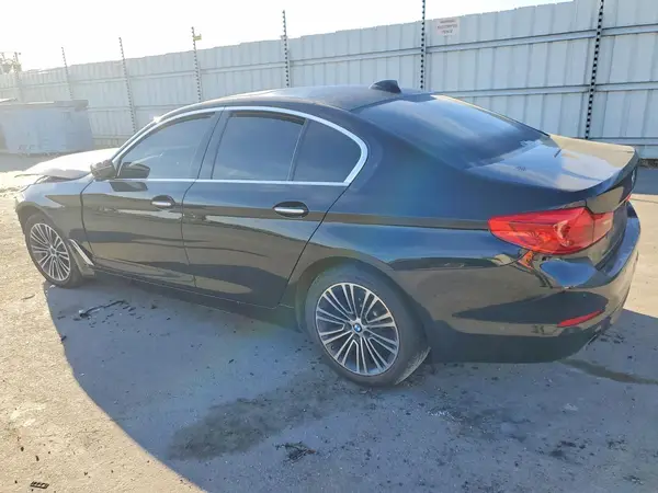 WBAJA5C38HG893748 2017 BMW 5ER - Image 2