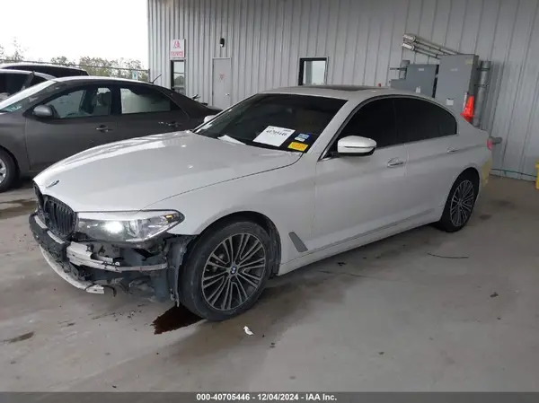 WBAJA5C38HG897816 2017 BMW 5ER - Image 2