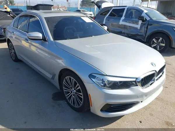 WBAJA5C38HG898030 2017 BMW 5ER - Image 1