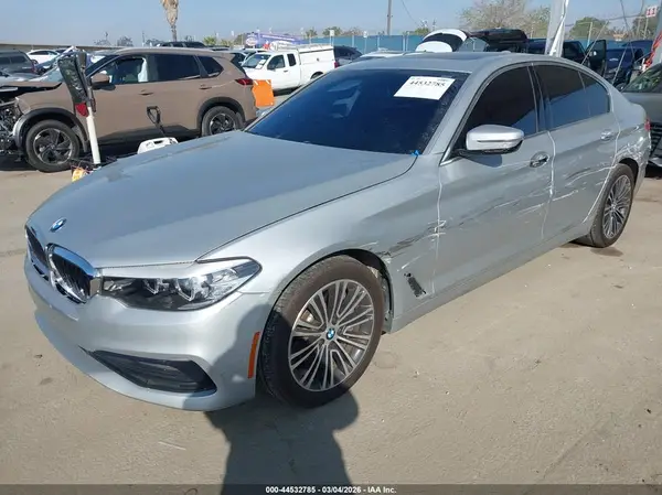WBAJA5C38HG898030 2017 BMW 5ER - Image 2