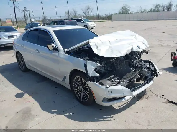 WBAJA5C39HG894066 2017 BMW 5ER - Image 1