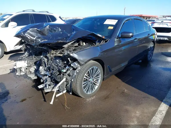 WBAJA5C39HG894097 2017 BMW 5ER - Image 2