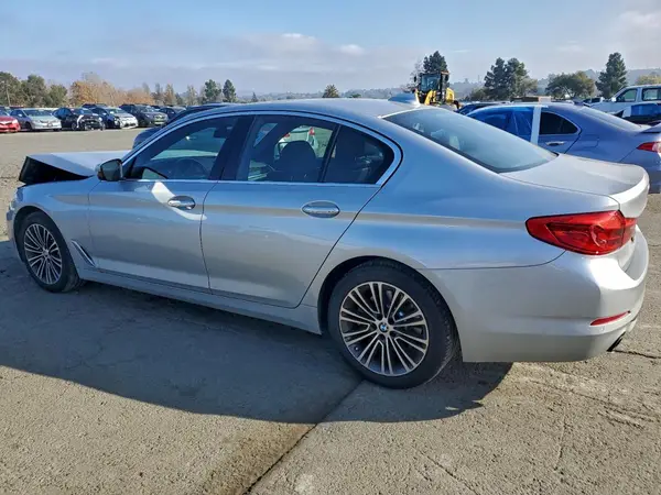 2017 BMW 5 Series COPART lot 95730585 auction photo 2