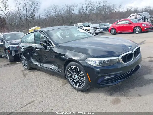 WBAJA5C3XHG456446 2017 BMW 5ER - Image 1