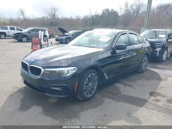 WBAJA5C3XHG456446 2017 BMW 5ER - Image 2
