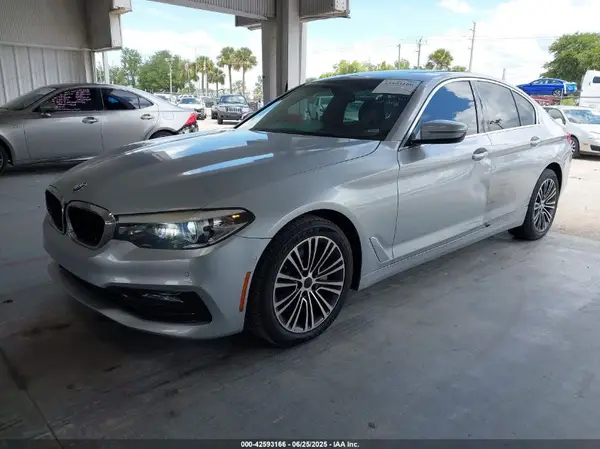 WBAJA5C3XHG894545 2017 BMW 5ER - Image 2