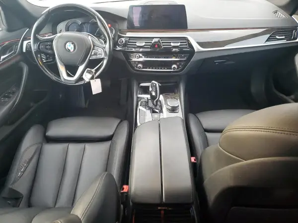 WBAJA5C3XHG895999 2017 BMW 5ER - Image 8