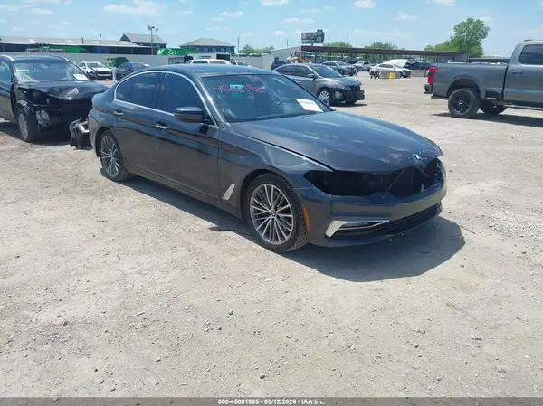 WBAJA5C3XHG896022 2017 BMW 5ER - Image 1