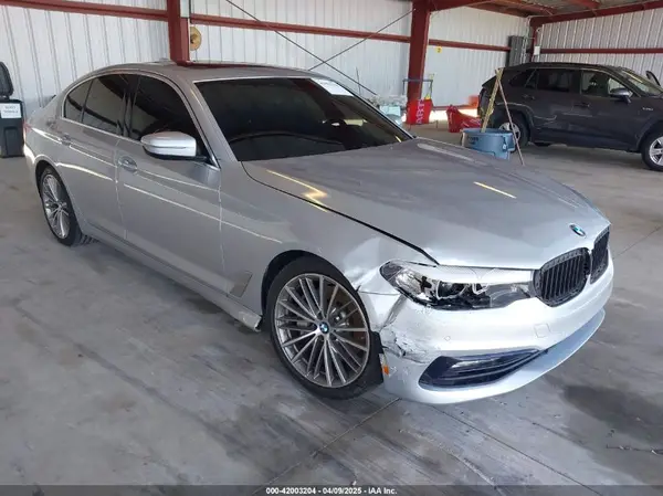WBAJA5C50JWA37179 2018 BMW 5ER - Image 1