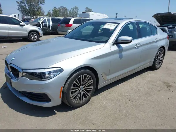 WBAJA5C50KBX86831 2019 BMW 5ER - Image 2
