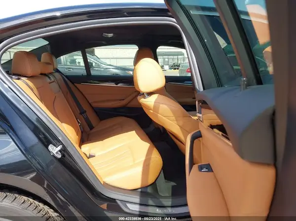 WBAJA5C50KWW02304 2019 BMW 5ER - Image 8