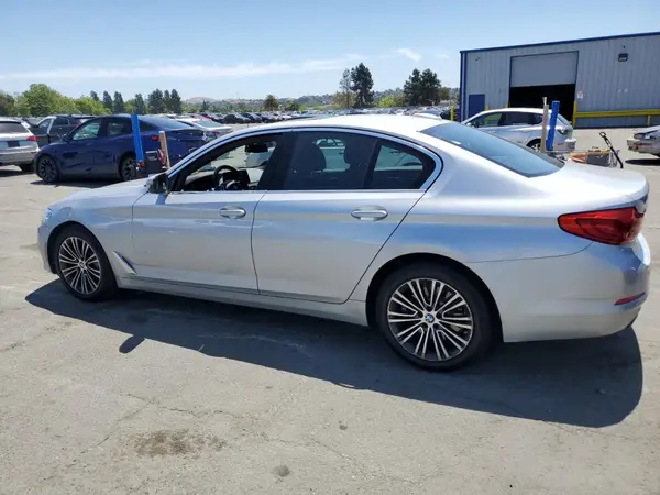 WBAJA5C52KBX46895 2019 BMW 5ER - Image 2