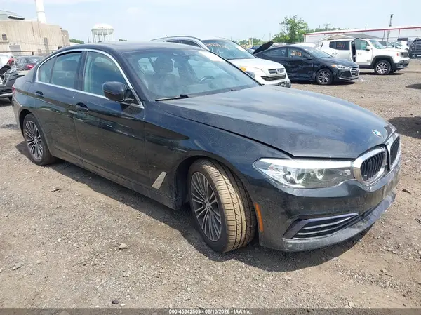 WBAJA5C52KBX87267 2019 BMW 5ER - Image 1
