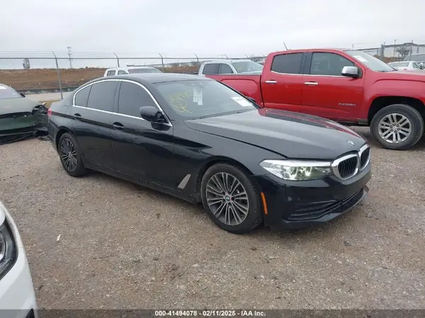 WBAJA5C52KWW06869 2019 BMW 5ER - Image 1