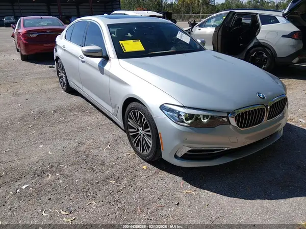 WBAJA5C52KWW38608 2019 BMW 5ER - Image 1