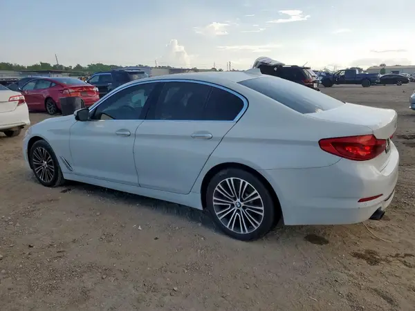 WBAJA5C53JG898573 2018 BMW 5ER - Image 2