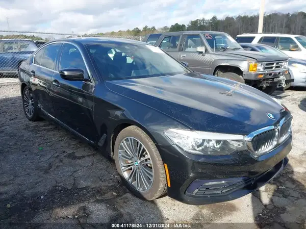 WBAJA5C53JG899318 2018 BMW 5ER - Image 1