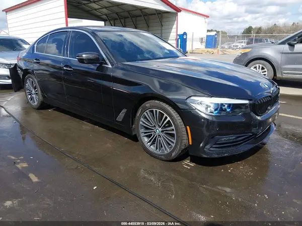 WBAJA5C55JG898672 2018 BMW 5ER - Image 1
