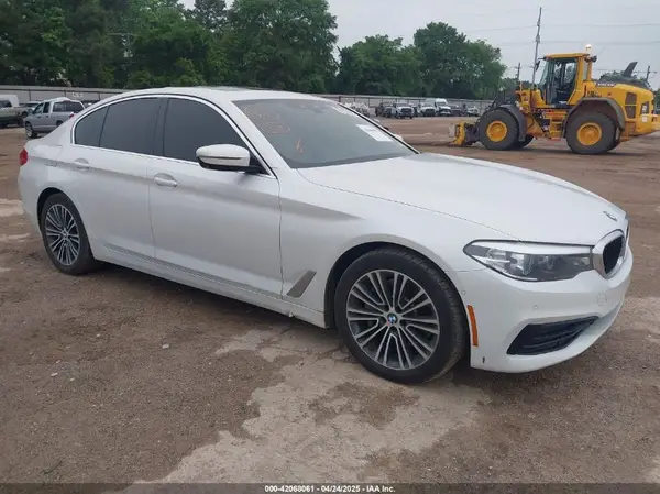 WBAJA5C57KG900620 2019 BMW 5ER - Image 1