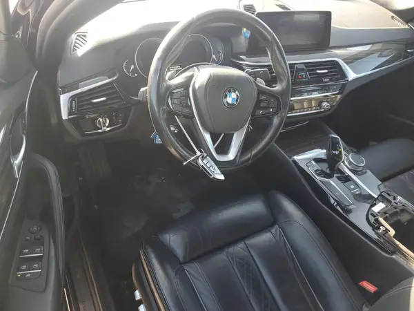 WBAJA5C57KWW00002 2019 BMW 5ER - Image 8
