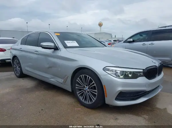 WBAJA5C58KBX88133 2019 BMW 5ER - Image 1