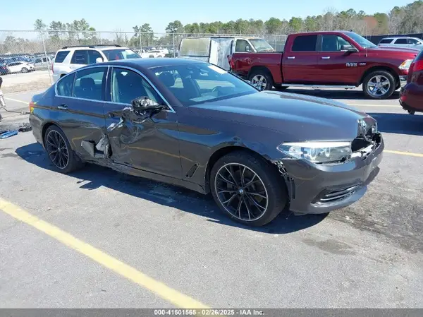 WBAJA5C59JG898805 2018 BMW 5ER - Image 1